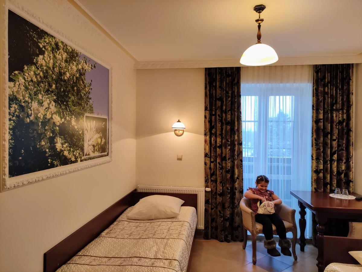 Narewka Dwor Bartnika B&B 외부 사진